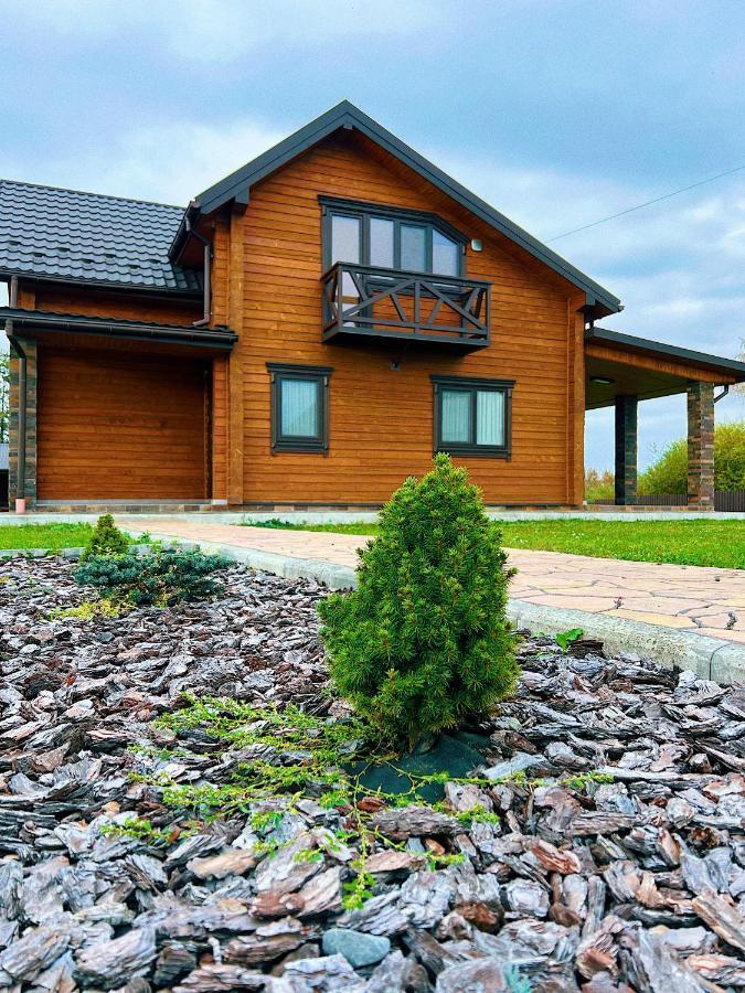Villa Family House Truskavets Modrychi Exterior photo